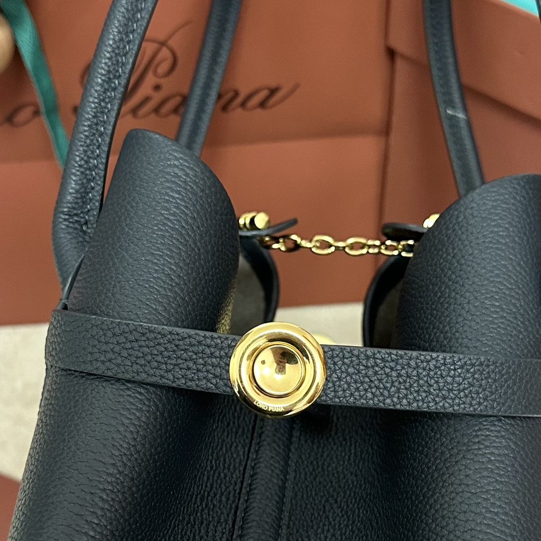 Loro Piana Small Ghiera Shopper 28x19x12cm