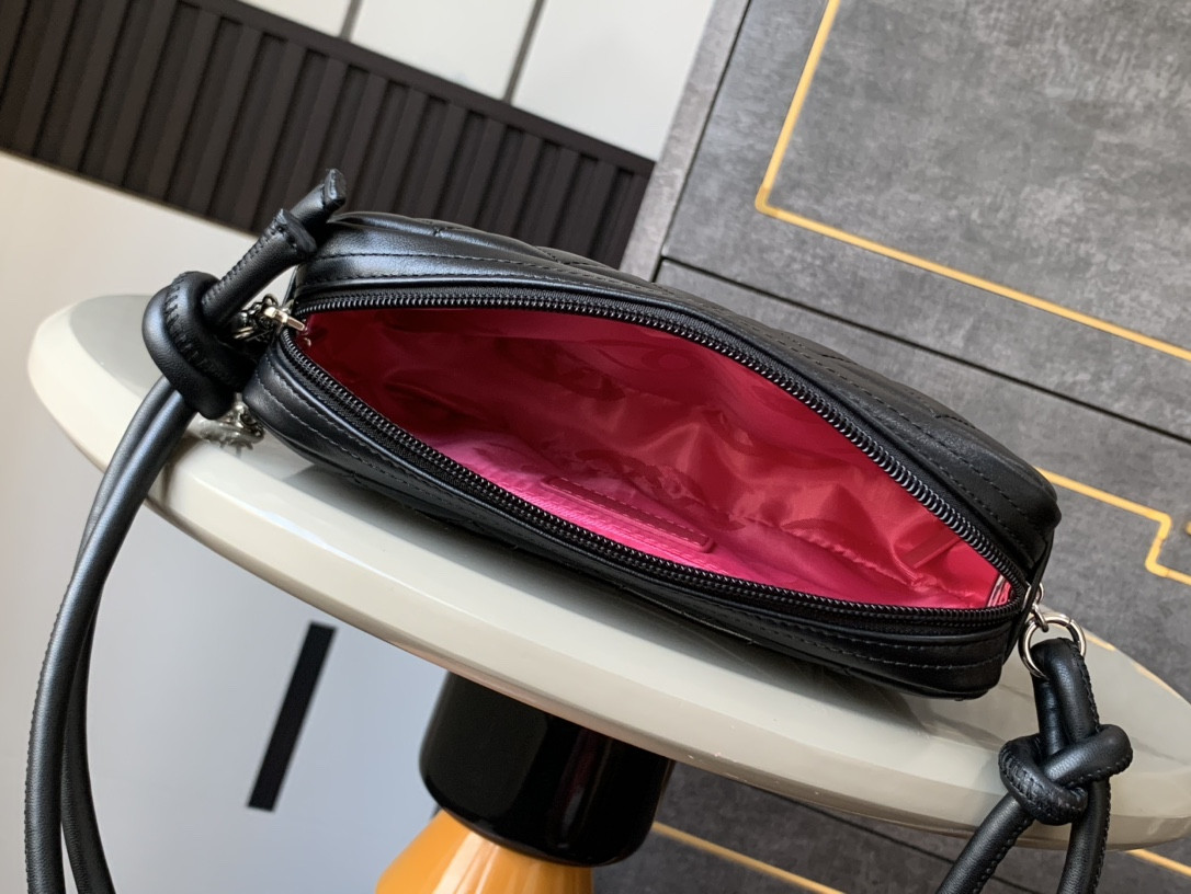 CHANEL Cambon Hobo Bag 20x12x3cm