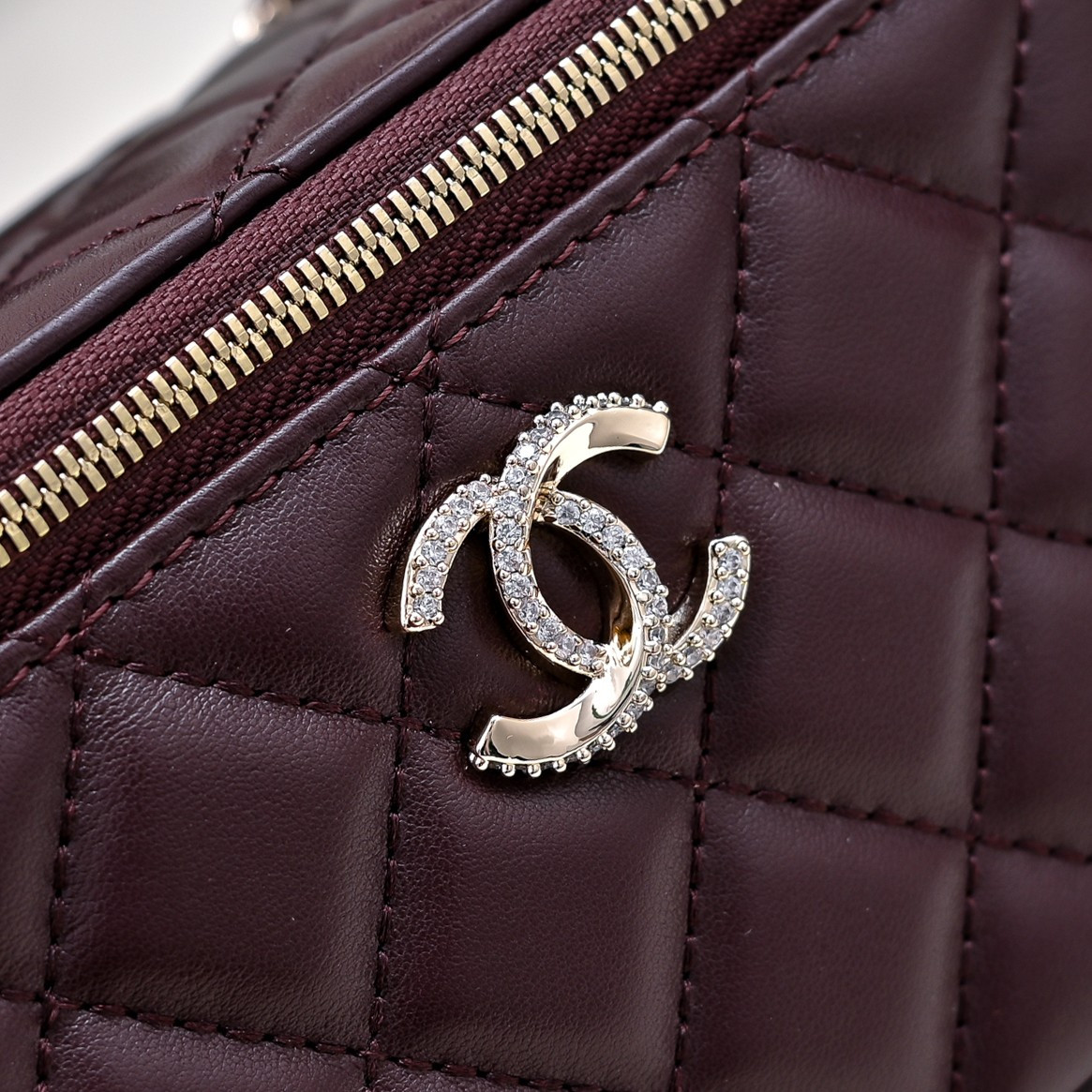 Chanel Clutch With Chain 17cm