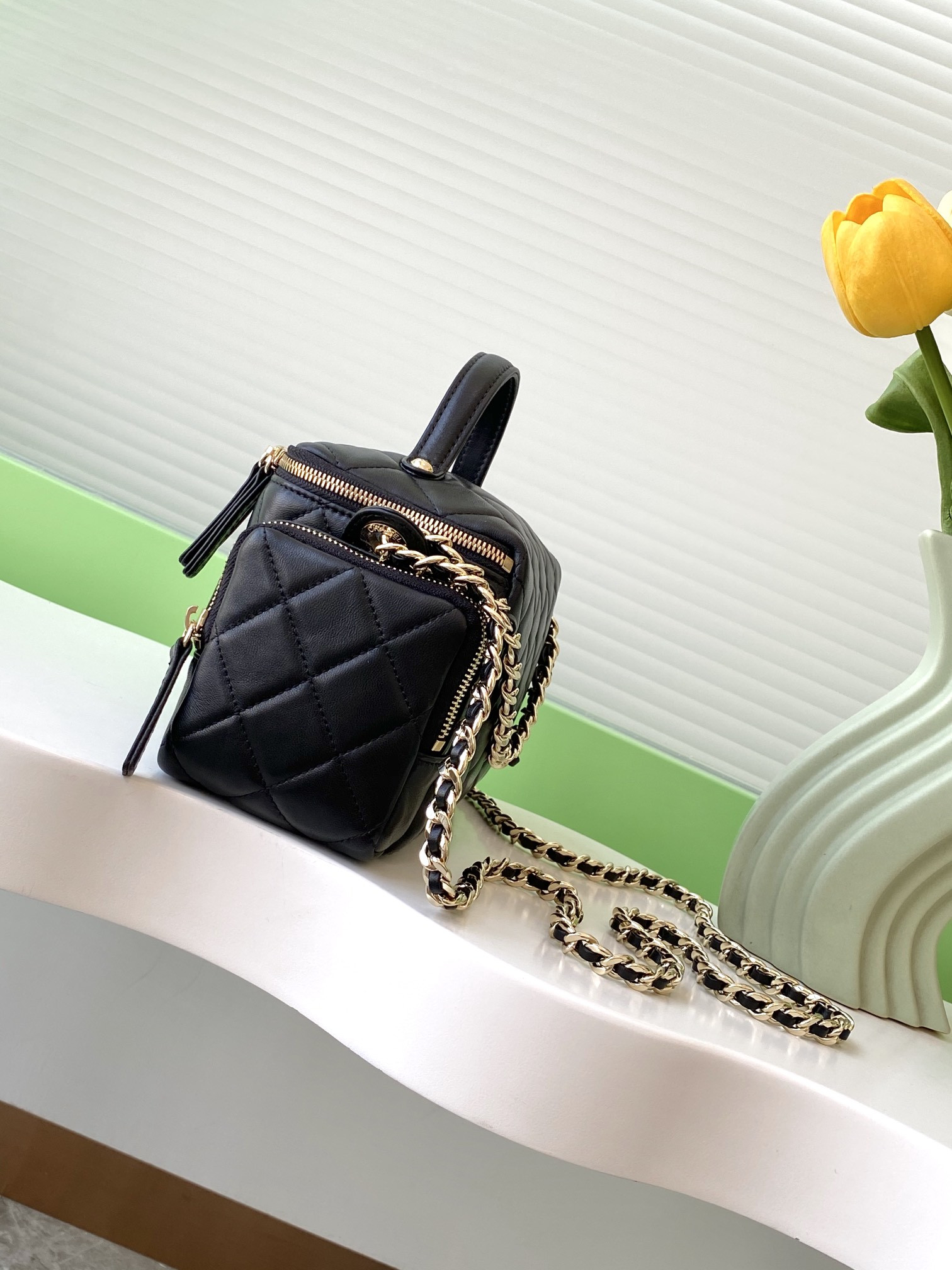 Chanel Vanity Case 14x23x9cm