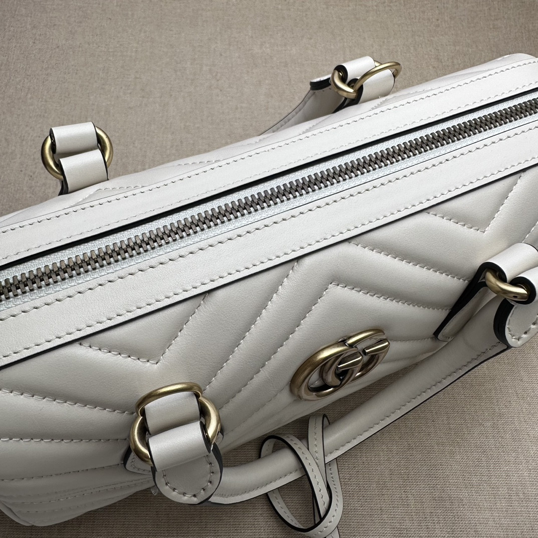 Gucci GG Marmont small top handle bag 27x13.5x10cm