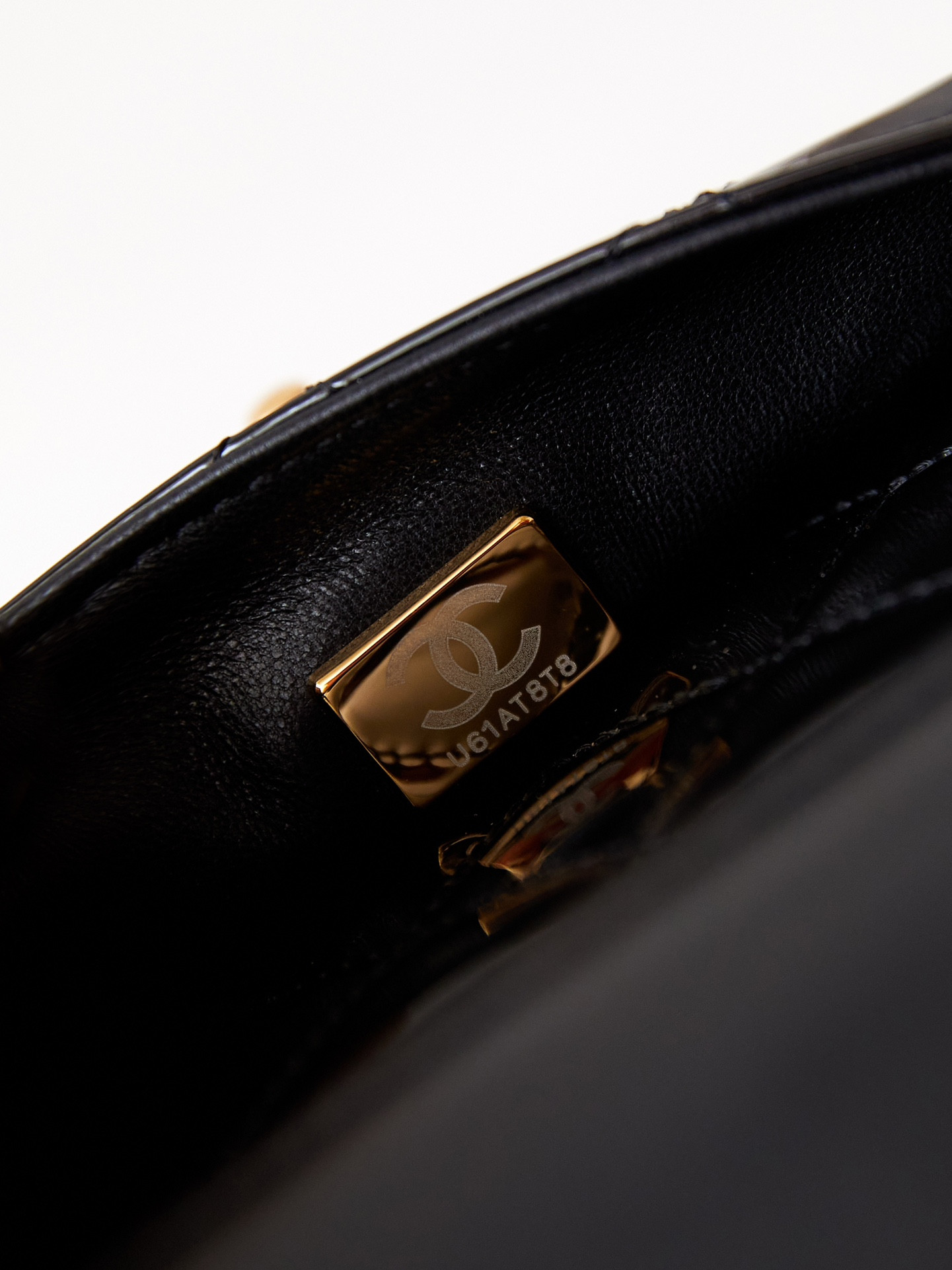 Chanel 23K Box bag 15.5x20x7.5cm