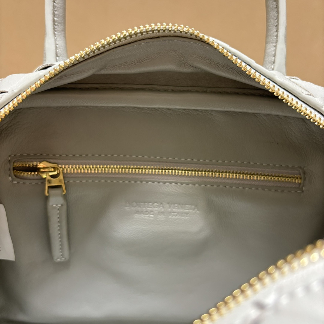 Bottega Veneta Small Getaway 23.5x17.5x9cm