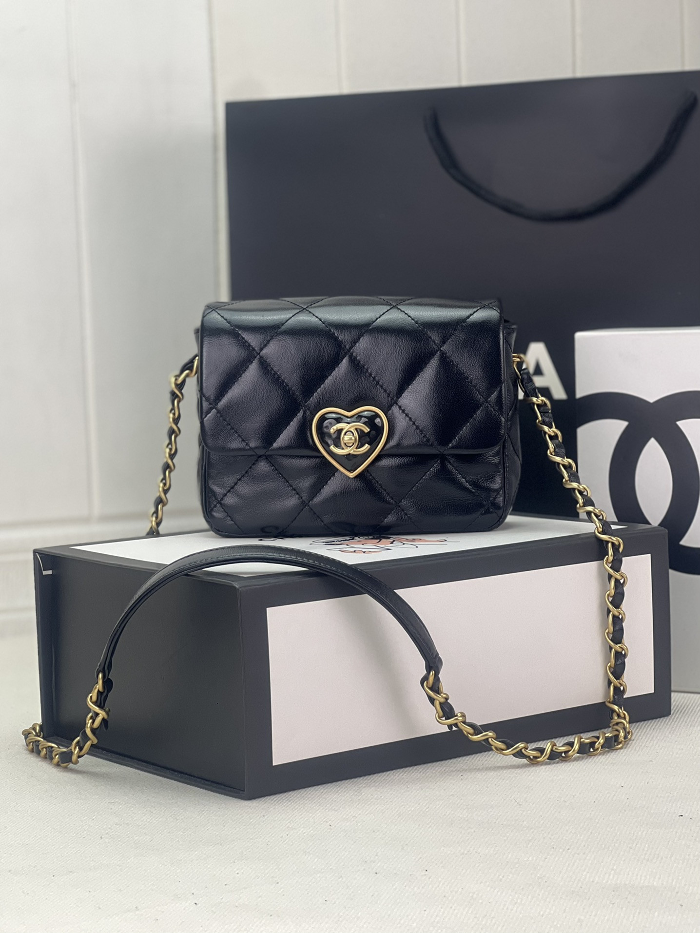 Chanel FLAP HANDBAG CF 18x13.5x5.5cm