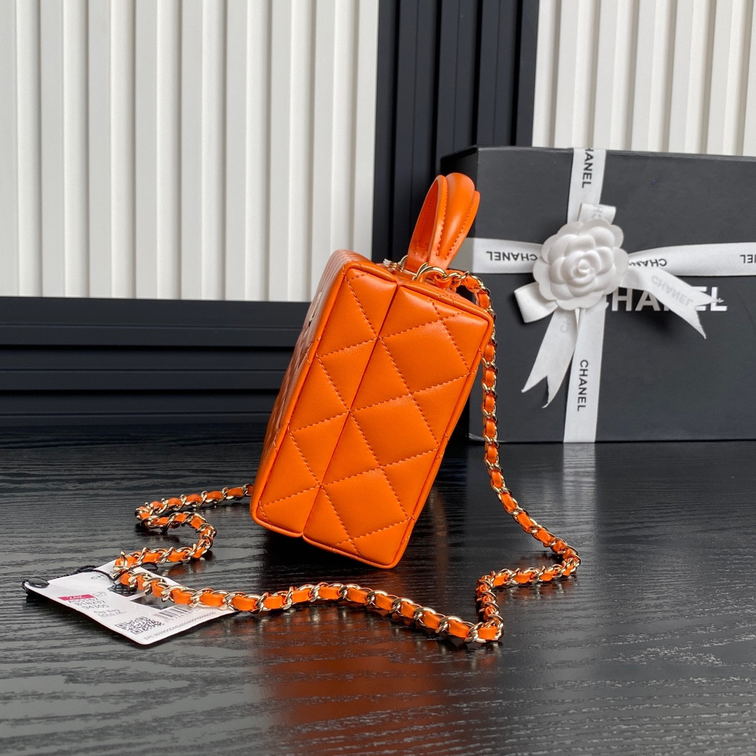 Chanel Small Box Bag 12.5x18x6.5cm