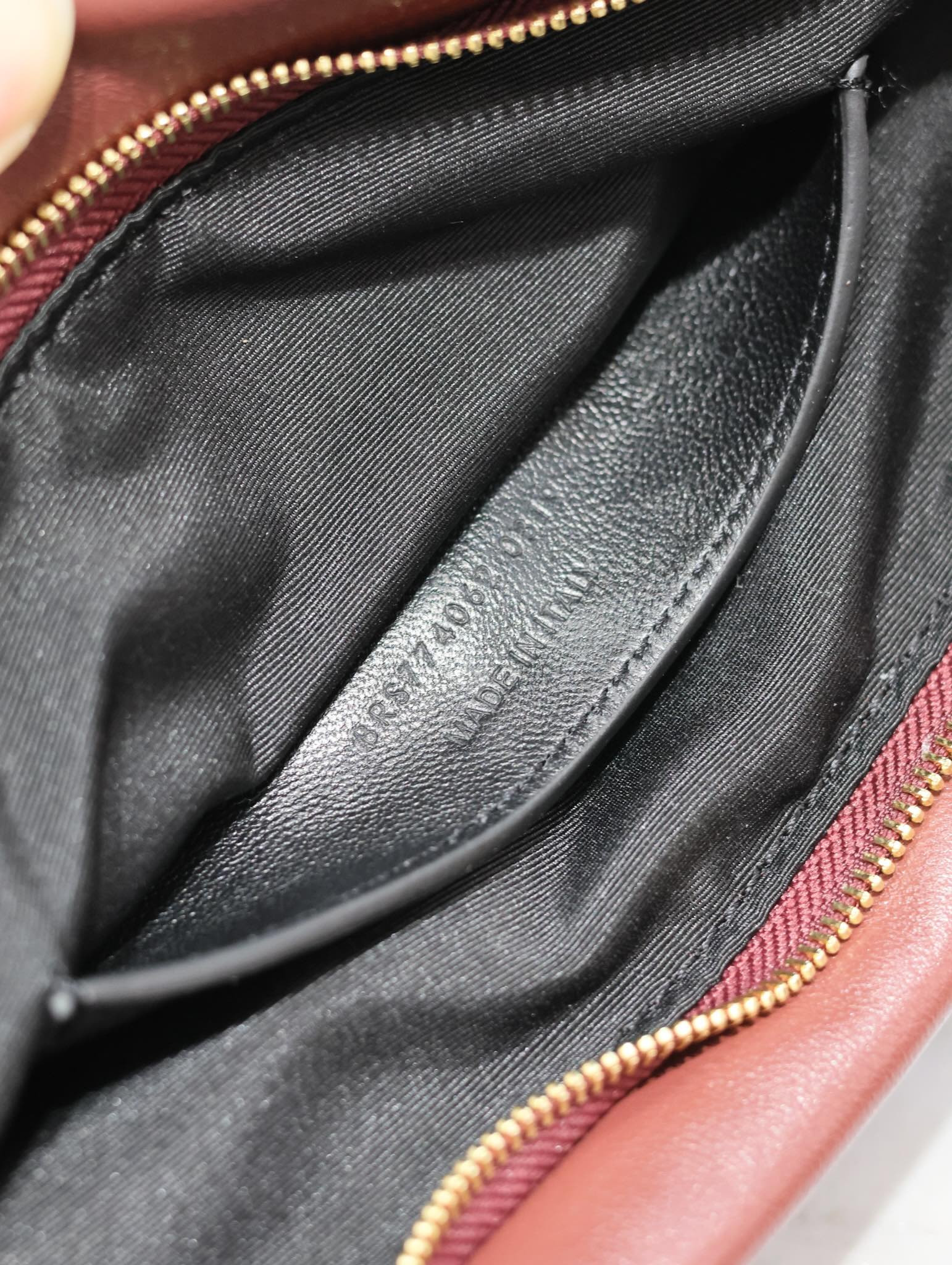 YSL calypso long pouch in lambskin 30 x 15 x 3.5 cm