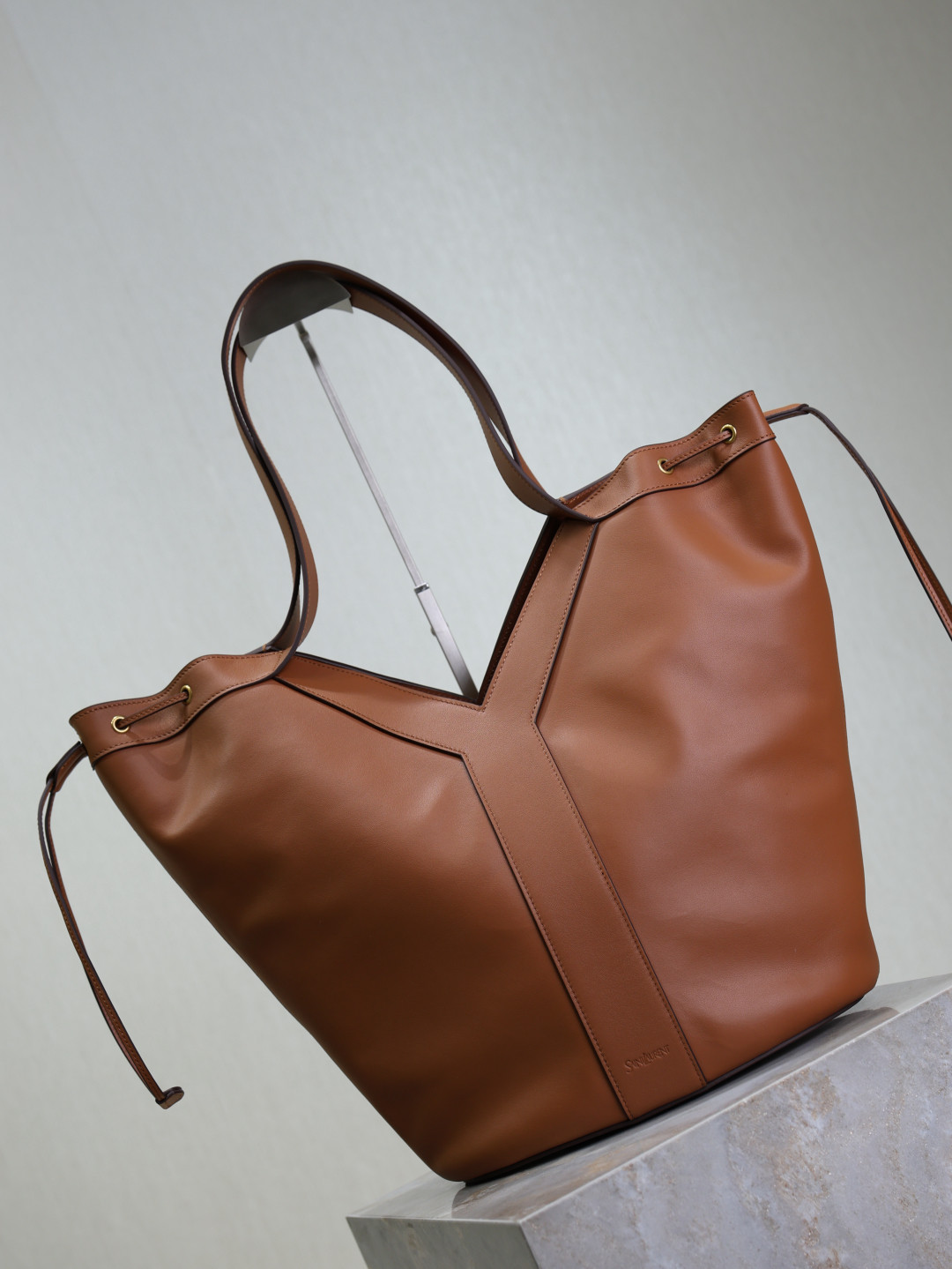 YSL Y Large Hobo (Leather) 35 x 25 x 15 cm