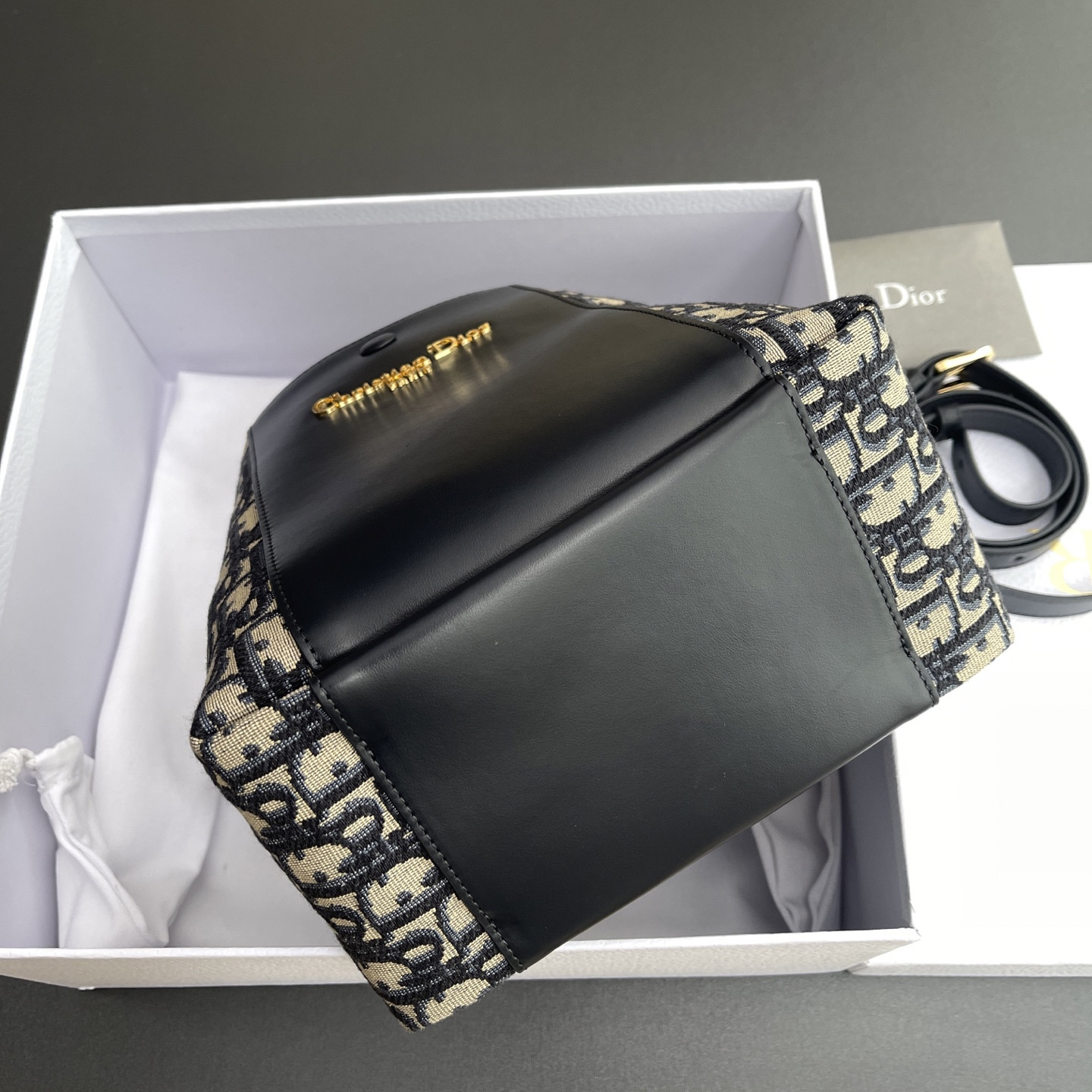 Dior Small Signature Bucket Bag 21x19x11cm