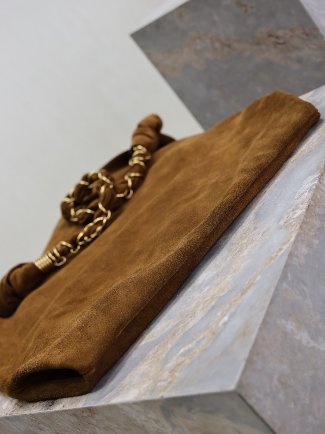 YSL Amalia (suede) 42x50x1cm