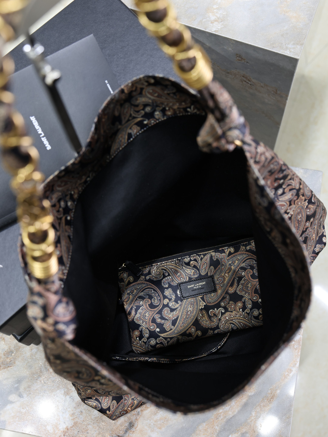 YSL Amalia (silk twill) 42x50x1cm