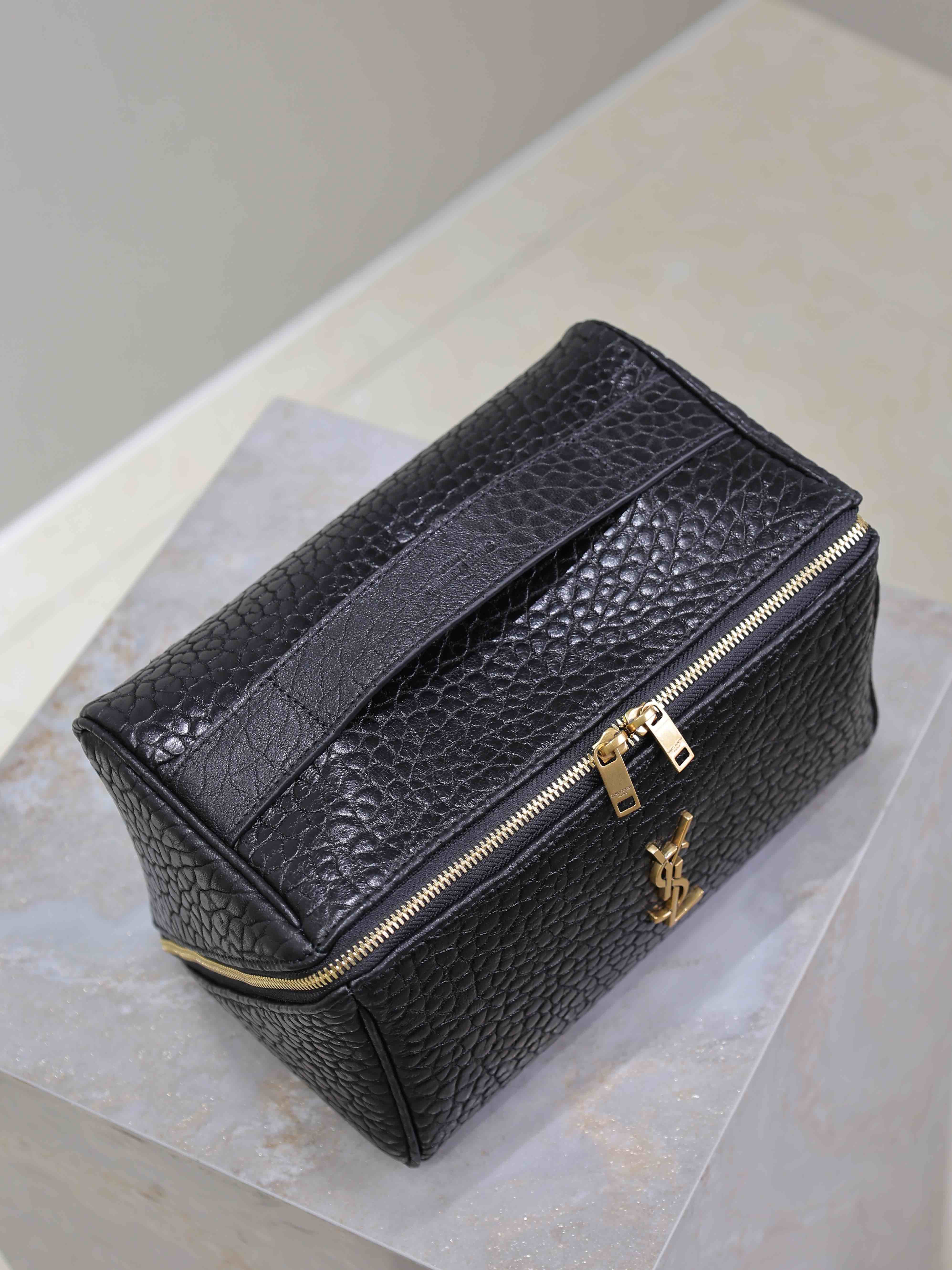 YSL GABY Vanity Case in Grained Leather 21x13x13cm