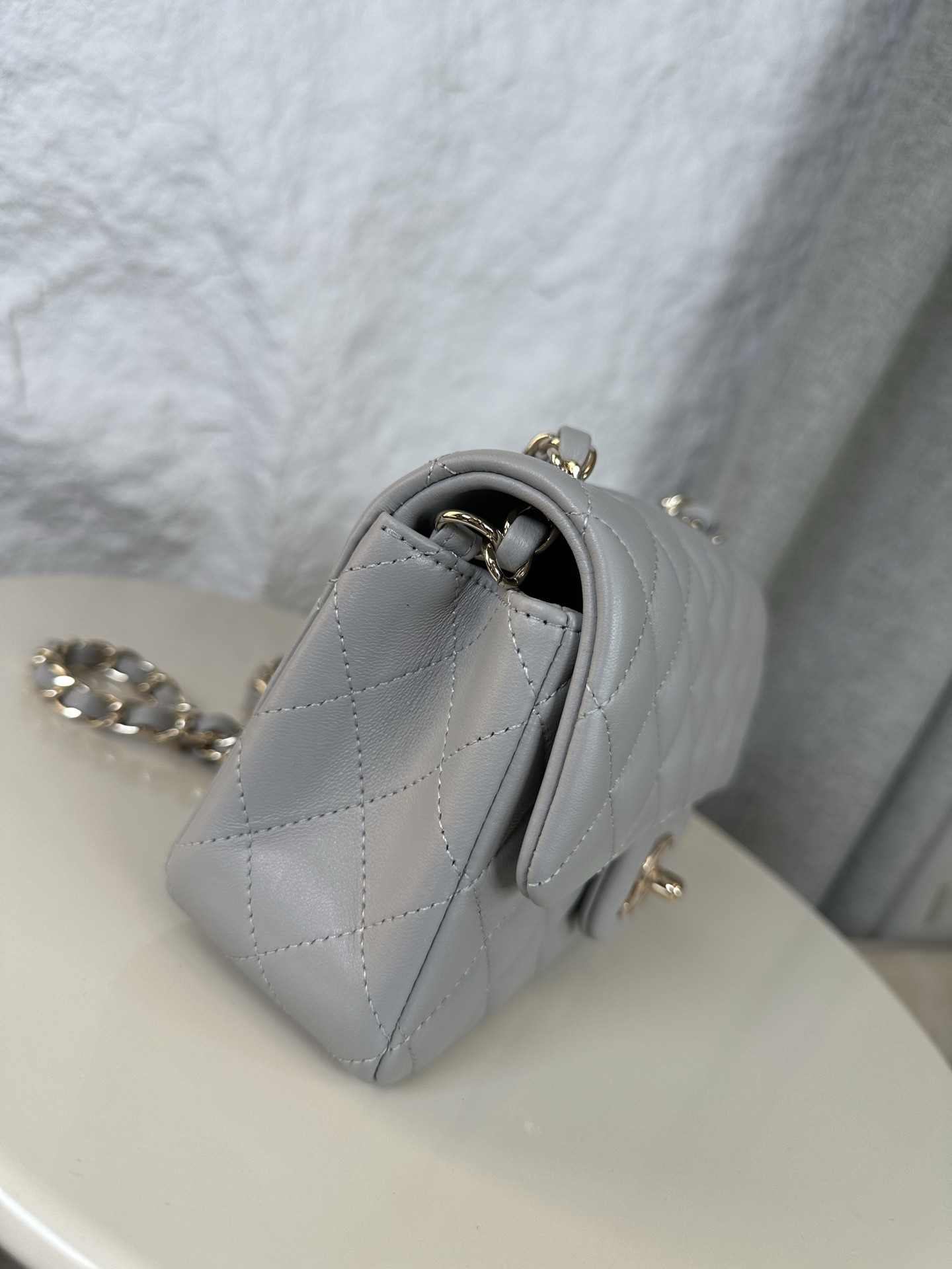 Chanel Mini Flap Bag 20x12x6cm