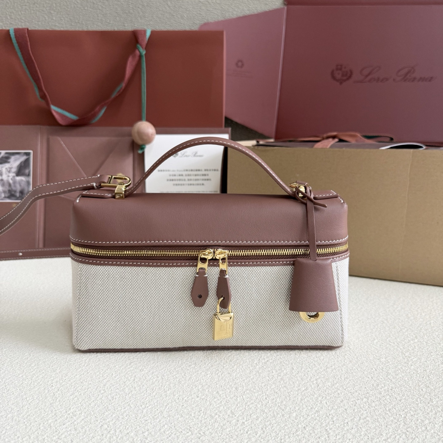 Loro Piana Extra Bag L23 23x12x7cm