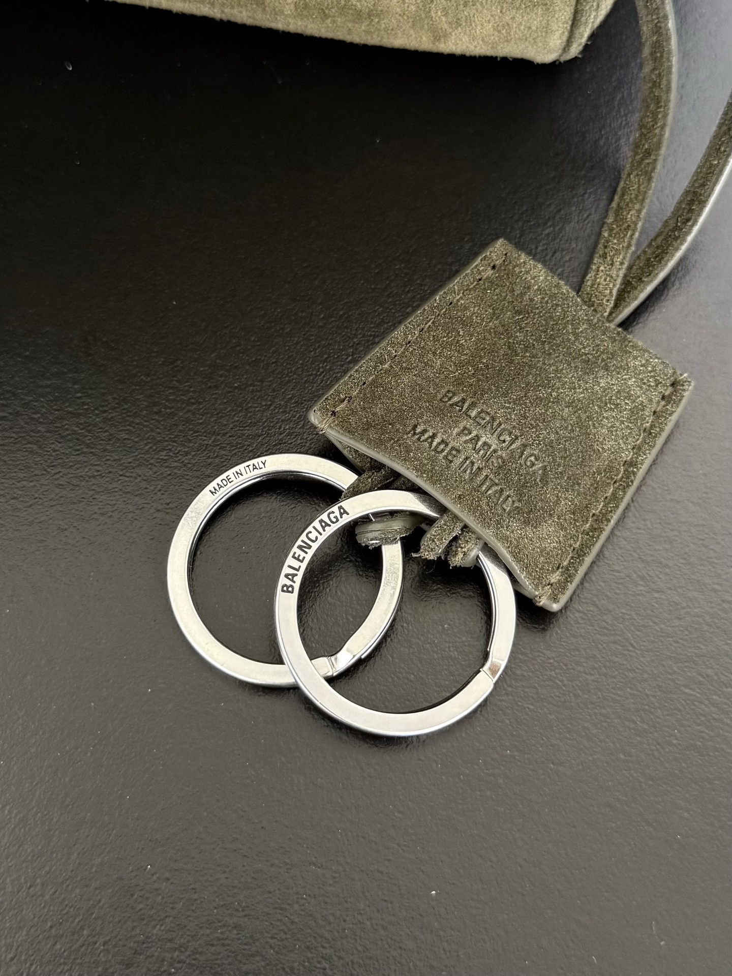 Balenciaga Rodeo Large 39.8x29.9x12.9cm