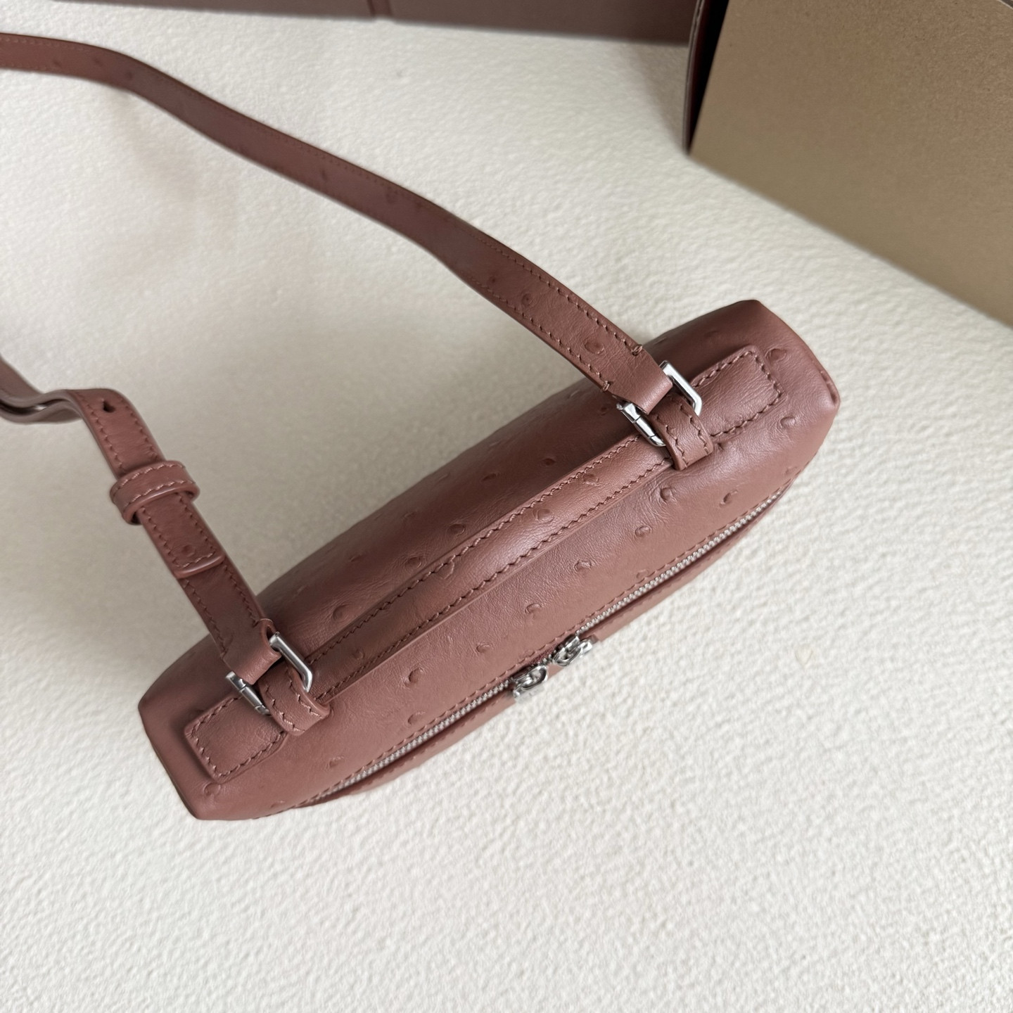 Loro Piana Extra Pocket L19 Ostrich-grained Leather 11 x 19 x 6.5 cm