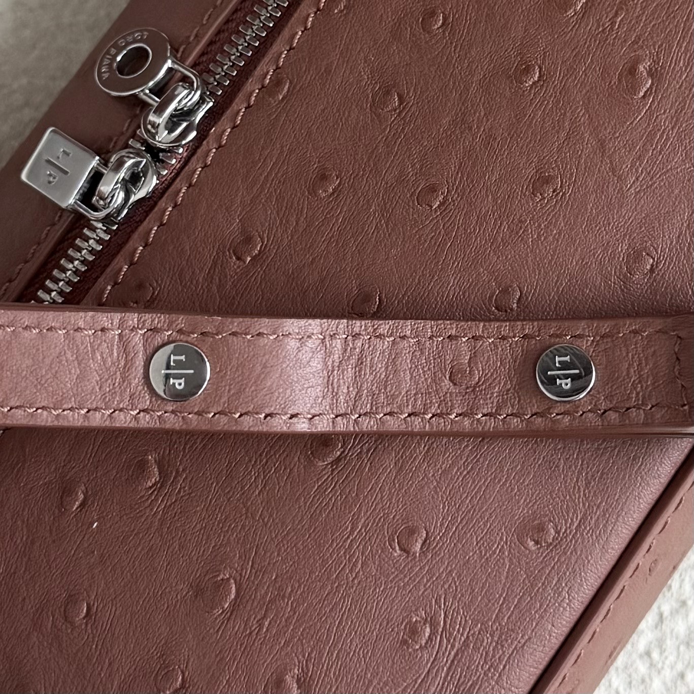 Loro Piana Extra Pocket L19 Ostrich-grained Leather 11 x 19 x 6.5 cm