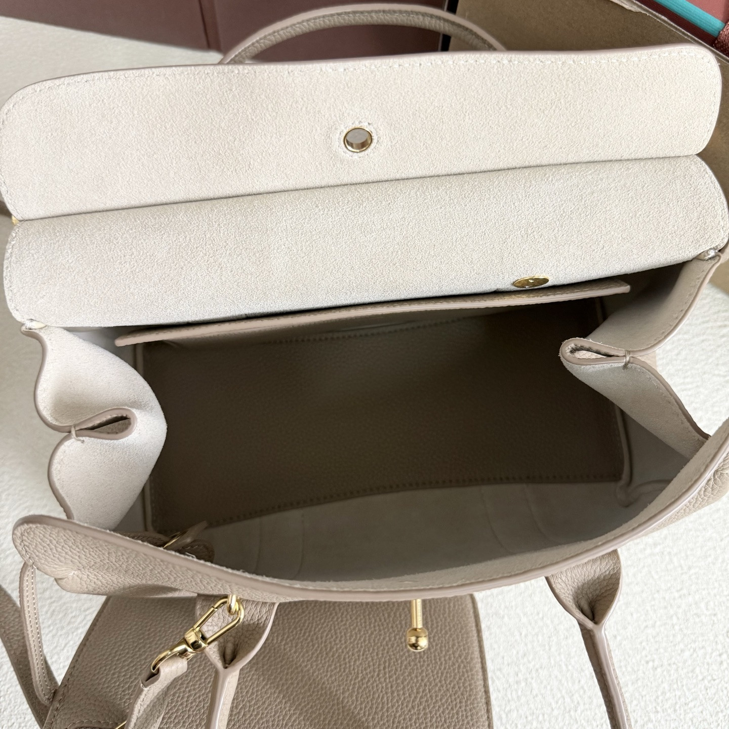 Loro Piana Loom L25 Calfskin 25x18x12.5cm