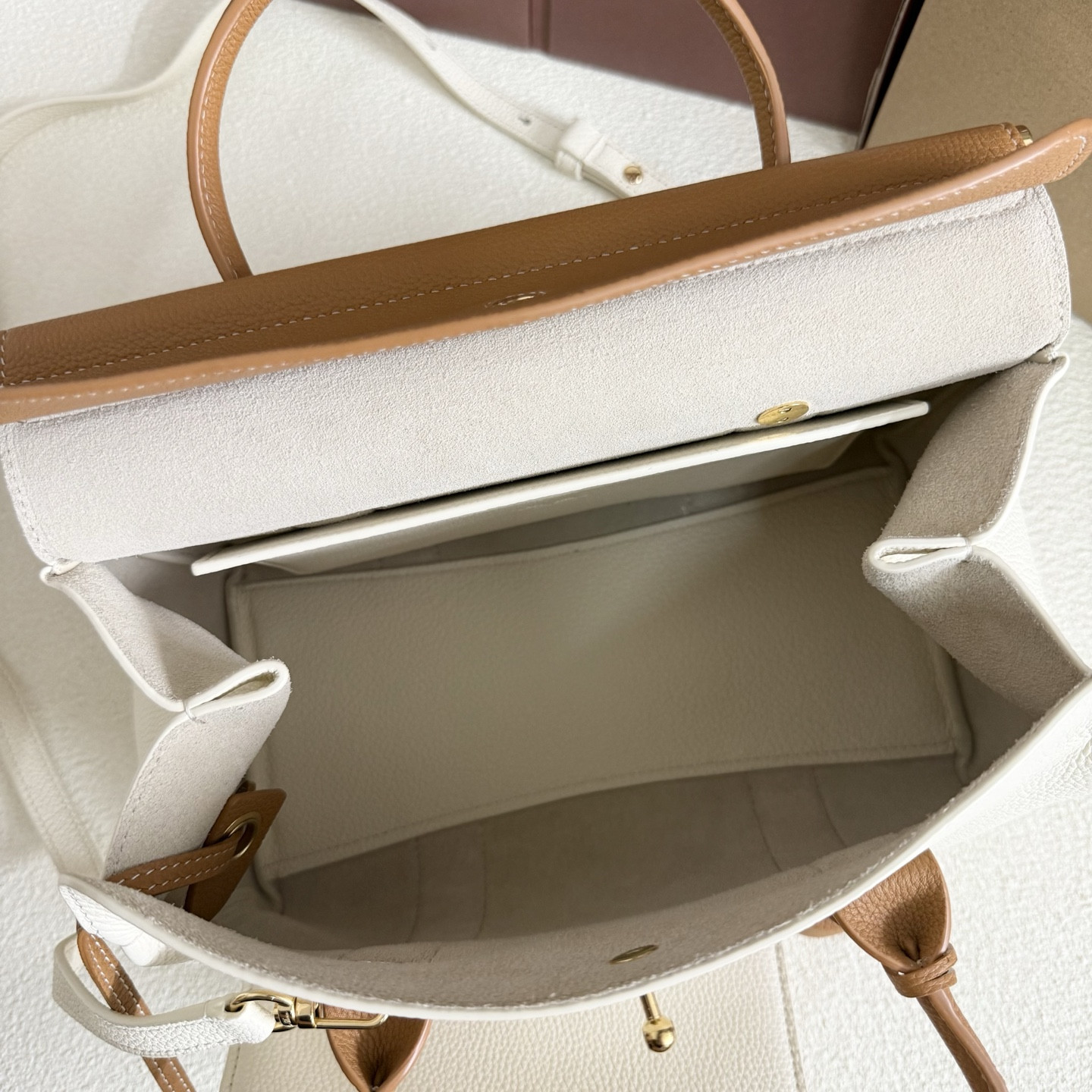 Loro Piana Loom L25 Calfskin 25x18x12.5cm