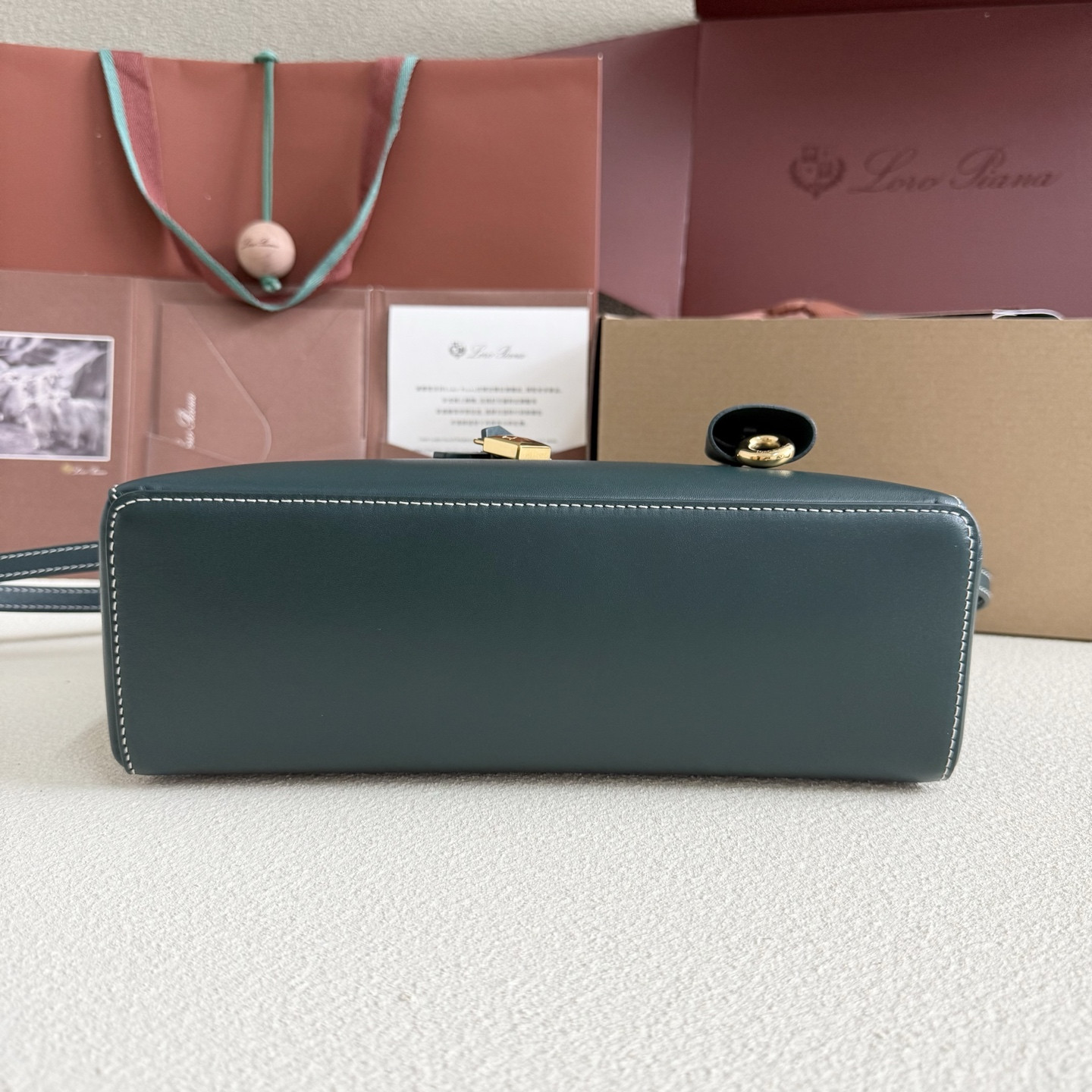 Loro Piana Extra Pocket L27 Calfskin 16x27x10cm