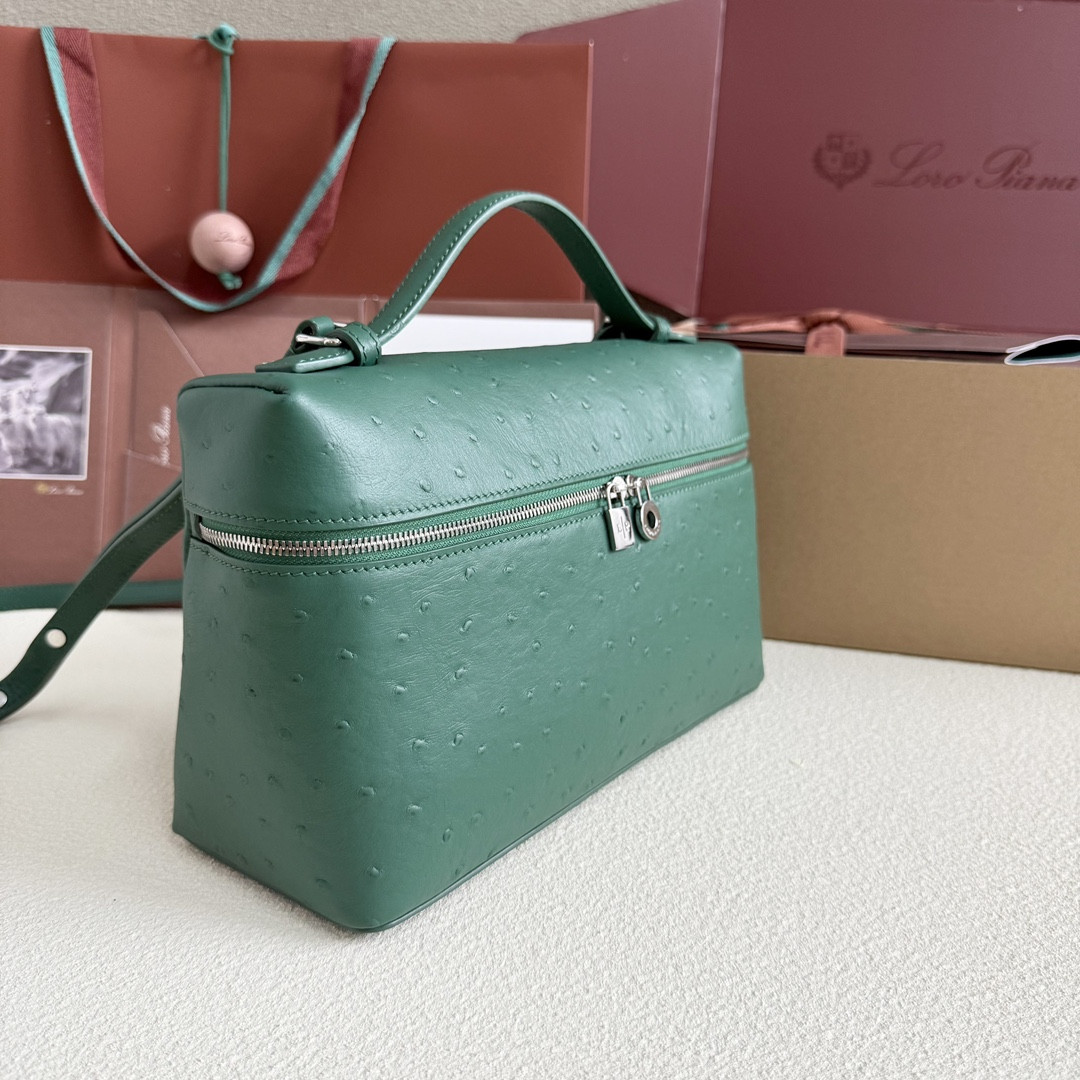 Loro Piana Extra Pocket L27 Ostrich-grained Leather 16x27x10cm