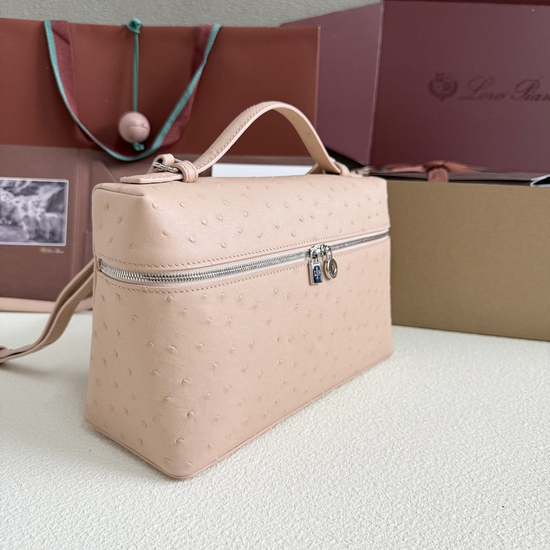 Loro Piana Extra Pocket L27 Ostrich-grained Leather 16x27x10cm